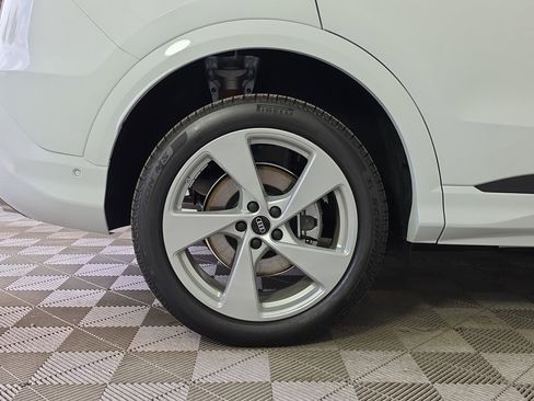 New 2026 Audi Q5 Premium AWD/4WD image 7