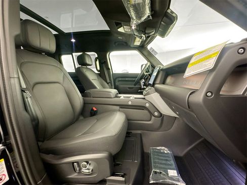 New 2026 Land Rover Defender 130 V8 image 28