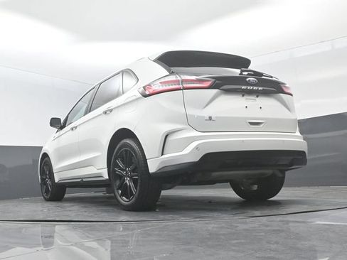 Certified 2024 Ford Edge ST-Line AWD/4WD image 21