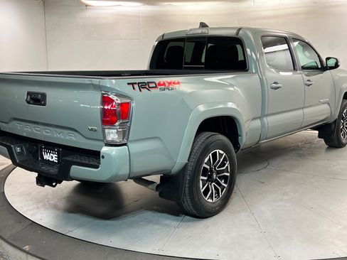 Used 2023 Toyota Tacoma TRD Sport w/ TRD Premium Sport Package AWD/4WD image 6