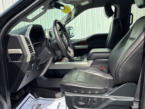 Used 2016 Ford F150 Lariat w/ Equipment Group 502A Luxury AWD/4WD image 19