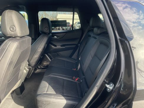 Certified 2025 Chevrolet Equinox LT w/ Convenience Package II image 10