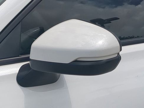 New 2026 Honda HR-V LX image 10