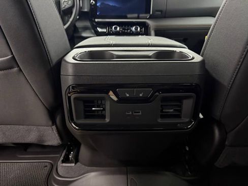 New 2026 GMC Sierra 2500 AT4 w/ AT4 Premium Plus Package image 17