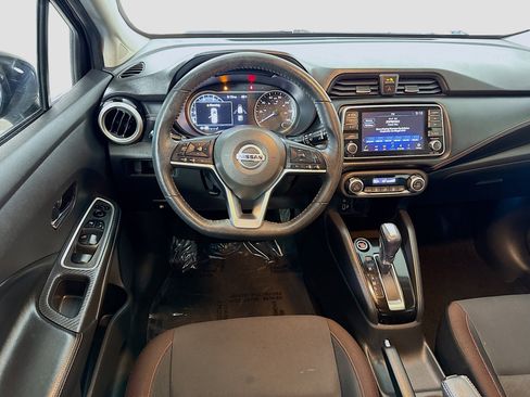 Used 2020 Nissan Versa SR image 17