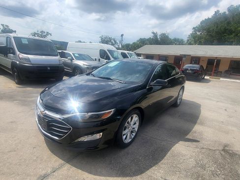 Used 2019 Chevrolet Malibu LT FWD image 3