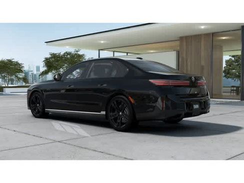 New 2027 BMW 740i xDrive AWD/4WD image 2