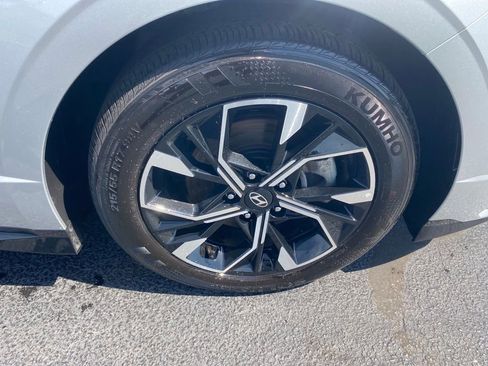 Used 2025 Hyundai Sonata SEL FWD image 25