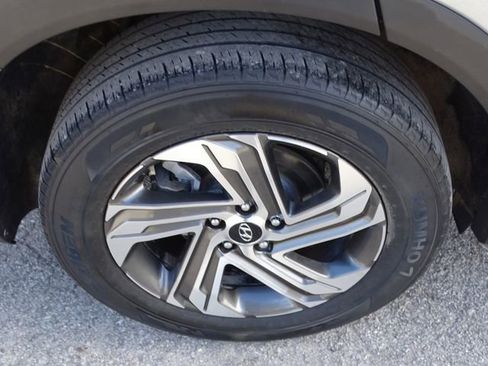 Used 2022 Hyundai Santa Fe SEL w/ Convenience Package image 14
