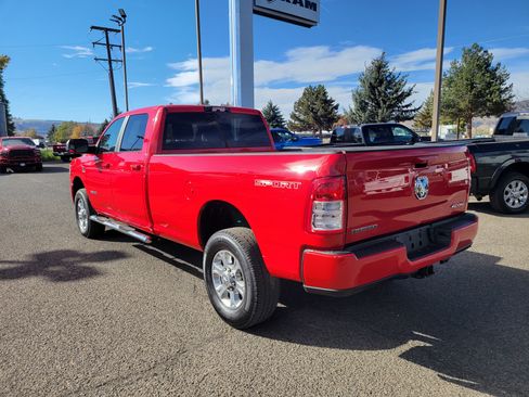Used 2022 RAM 3500 Big Horn w/ Level A Equipment Group image 11