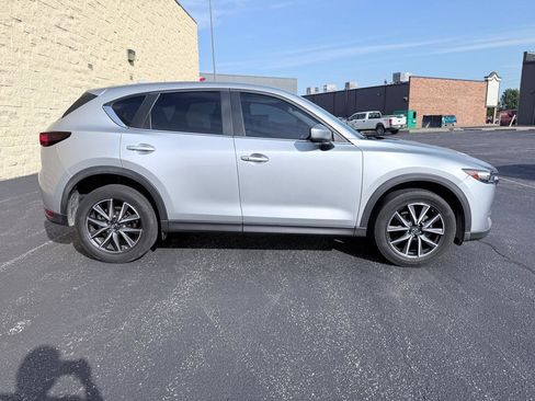 Used 2018 MAZDA CX-5 Touring FWD image 6