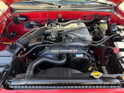 Used 2000 Toyota Tacoma PreRunner w/ Value Pkg RWD image 26