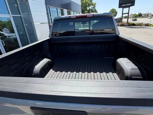 New 2026 GMC Sierra 1500 SLT AWD/4WD image 6