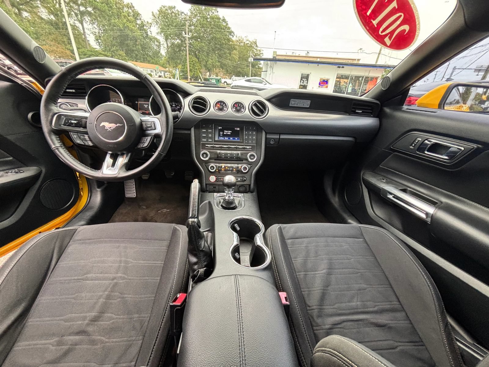 Used 2017 Ford Mustang GT w/ GT Performance Package RWD image 21