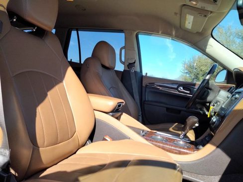Used 2015 Buick Enclave Leather image 22