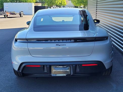 New 2026 Porsche Taycan image 6