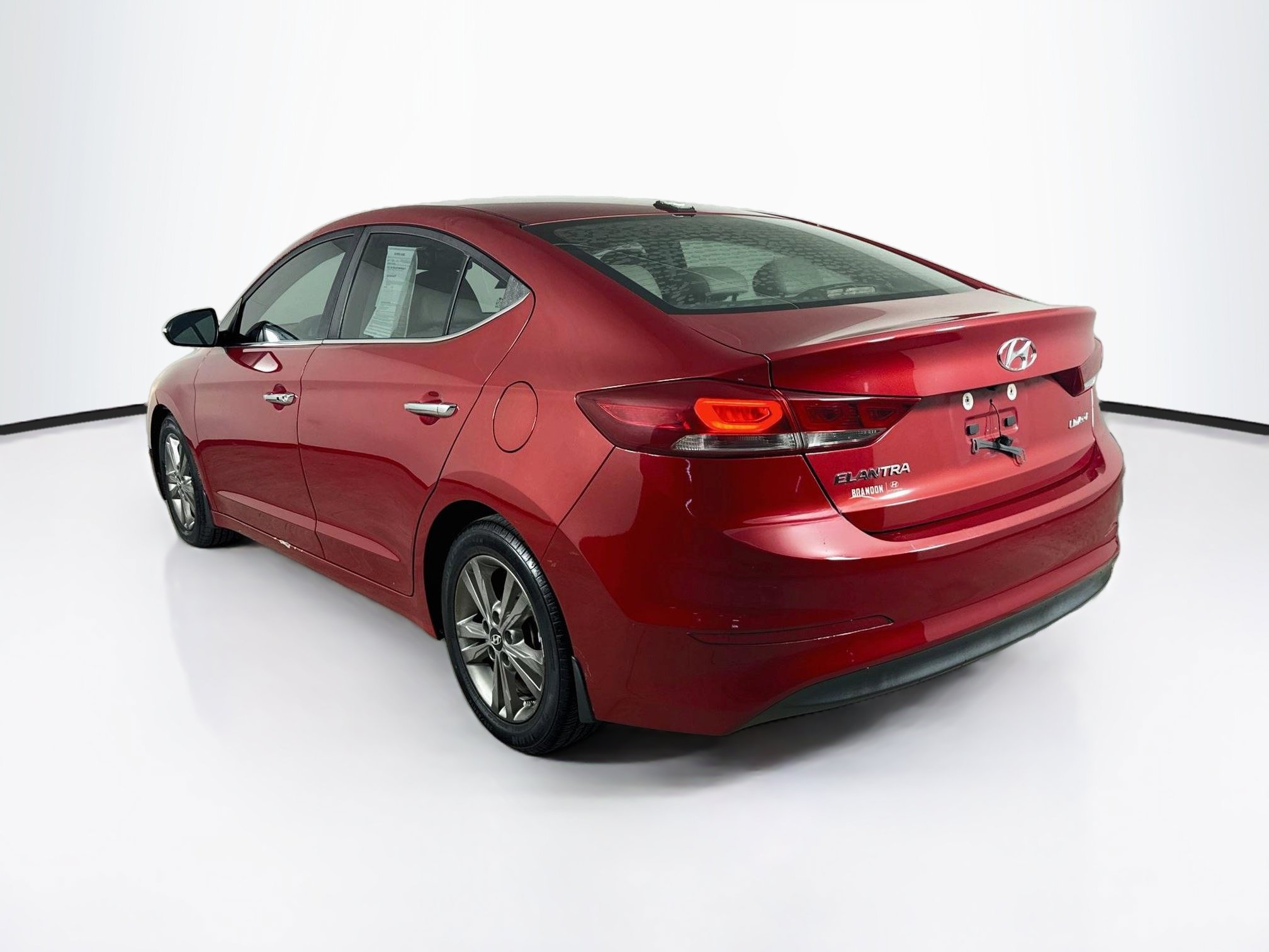 Used 2017 Hyundai Elantra Limited FWD image 29