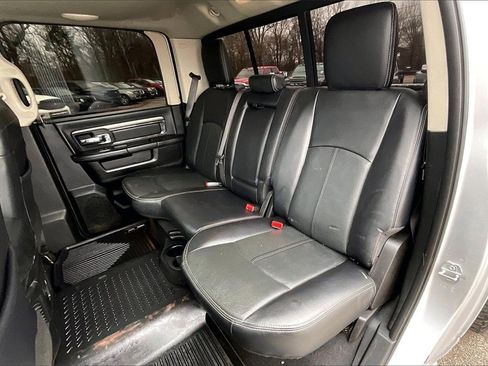 Used 2018 RAM 2500 Laramie w/ Sport Appearance Group image 25