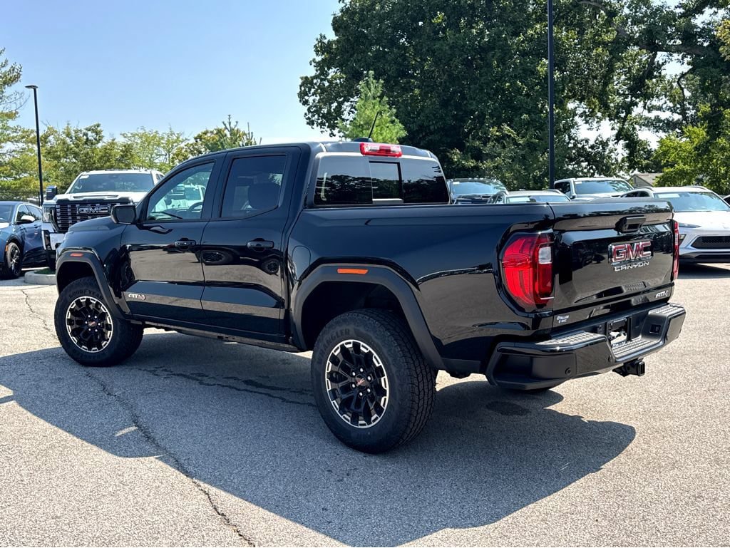 New 2026 GMC Canyon AT4 AWD/4WD image 3