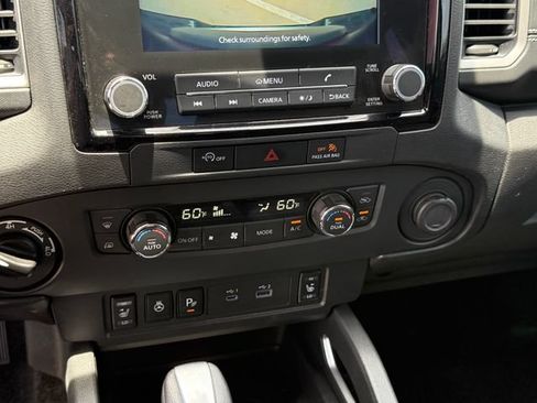 Used 2023 Nissan Frontier SV w/ SV Convenience Package AWD/4WD image 16