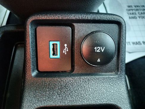 Used 2021 Ford Transit Connect XL image 40