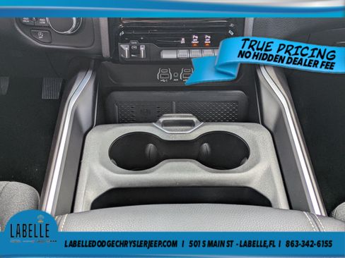 Used 2025 RAM 1500 Big Horn AWD/4WD image 21