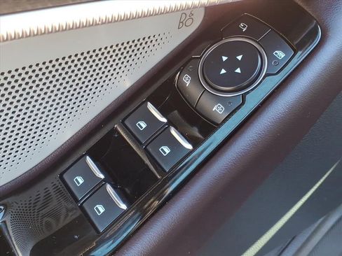 Used 2025 Ford Explorer Platinum w/ LUX Leather Package image 20