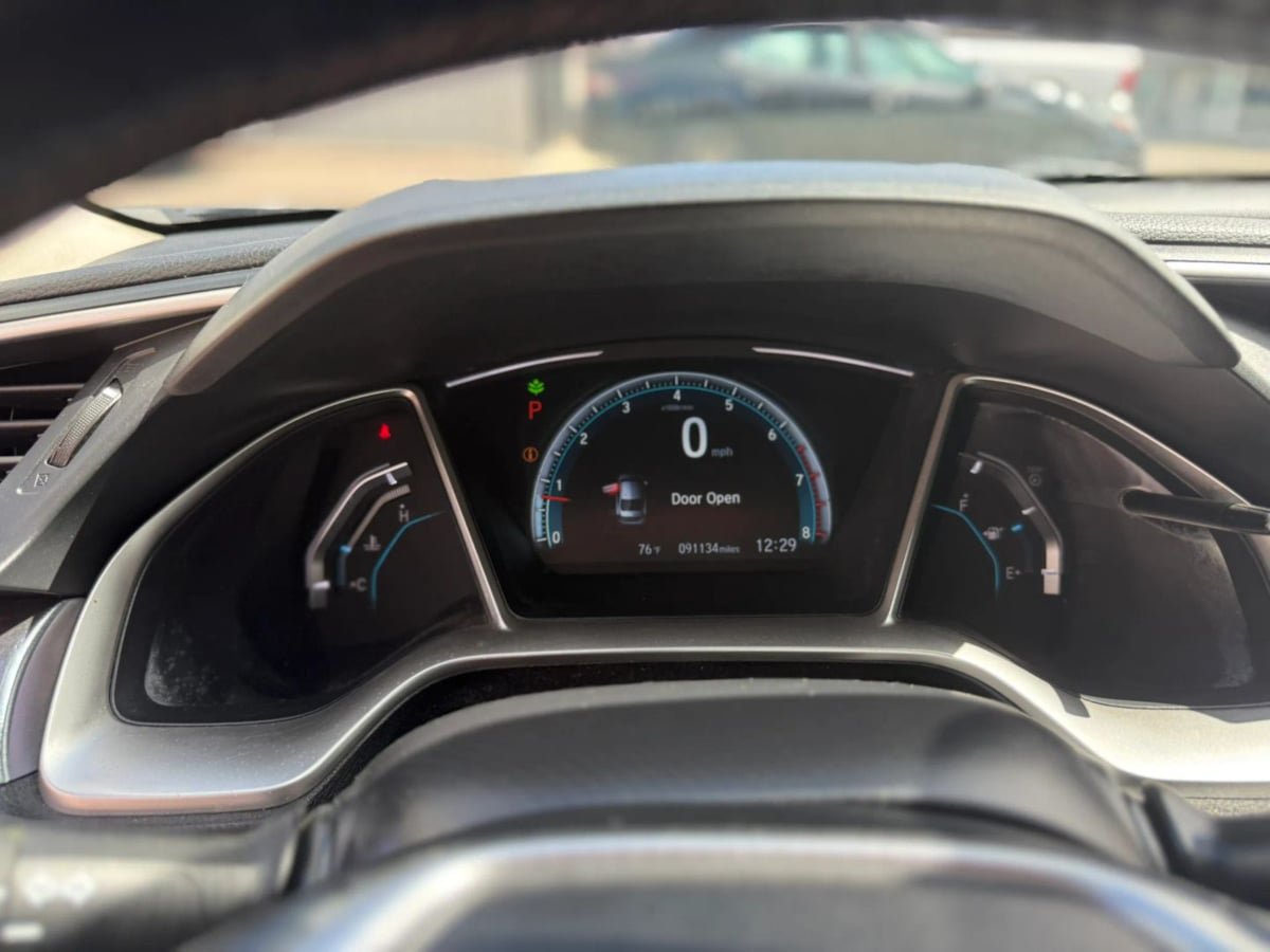 Used 2017 Honda Civic Touring image 29