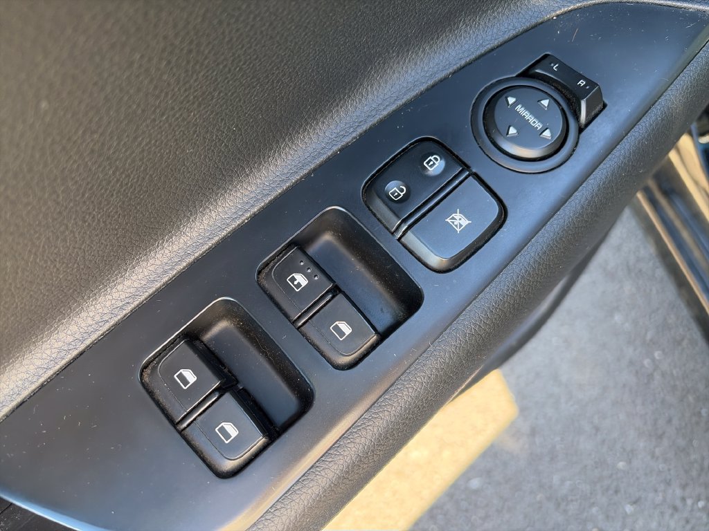 Used 2022 Kia Rio LX FWD image 15
