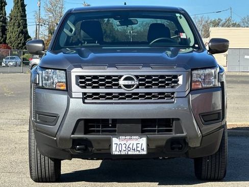 Certified 2025 Nissan Frontier SV AWD/4WD image 9