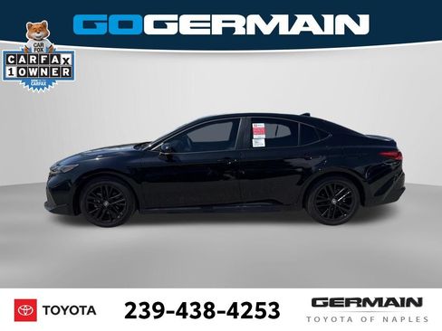 Used 2026 Toyota Camry SE FWD image 2
