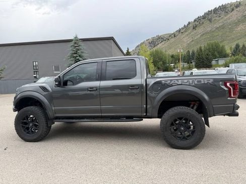 Used 2019 Ford F150 Raptor w/ Equipment Group 802A Luxury AWD/4WD image 17