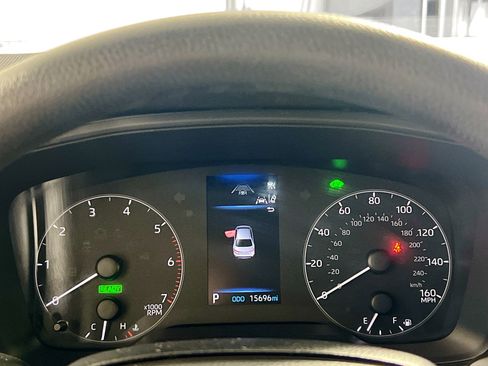 Used 2025 Toyota Corolla LE image 23