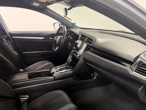 Used 2020 Honda Civic Sport image 11