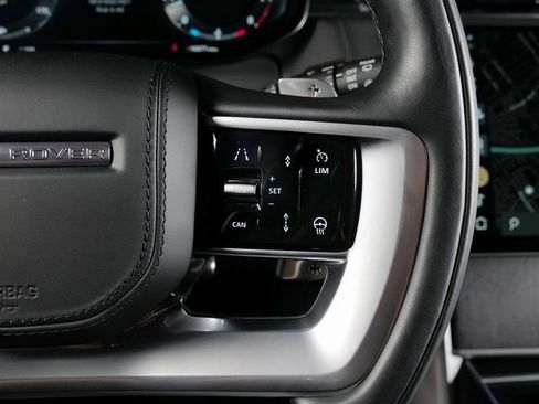 Certified 2025 Land Rover Range Rover SE AWD/4WD image 19