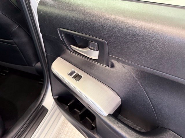 Used 2013 Toyota Camry SE FWD image 25