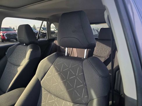 Certified 2025 Toyota RAV4 XLE w/ Convenience Package image 24