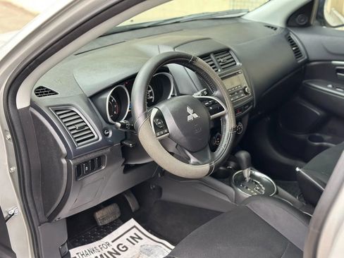 Used 2015 Mitsubishi Outlander Sport ES image 10