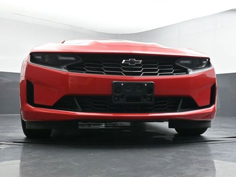 Used 2020 Chevrolet Camaro LT image 19