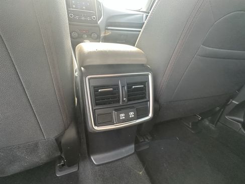 Used 2022 Subaru Forester Premium AWD/4WD image 48