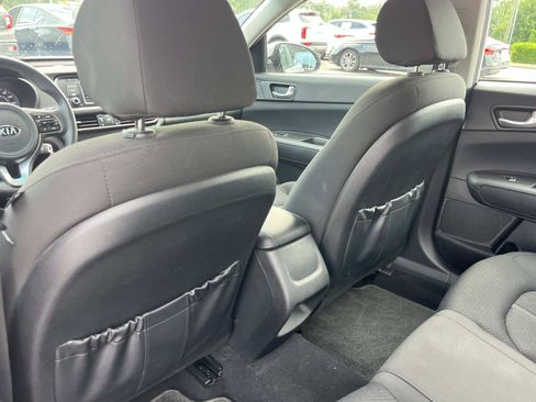 Used 2017 Kia Optima LX FWD image 16