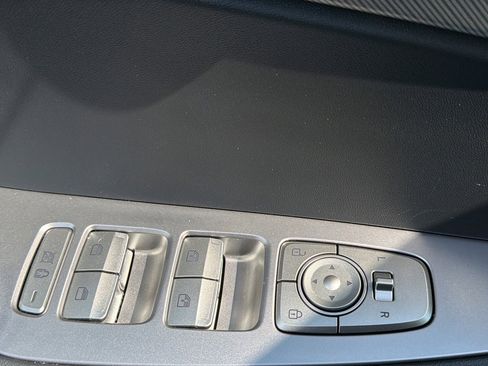 Used 2024 Hyundai Palisade SEL AWD/4WD image 16