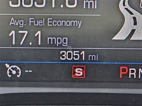 Used 2019 Chevrolet Camaro LT w/ RS Package image 30