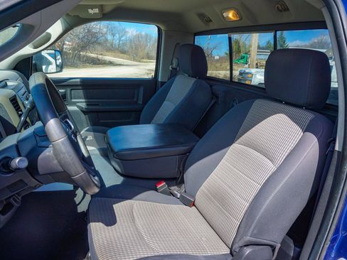 Used 2010 Dodge Ram 1500 Truck ST w/ ST Popular Equipment Group AWD/4WD image 13