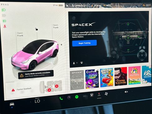 Used 2023 Tesla Model Y Long Range AWD/4WD image 39