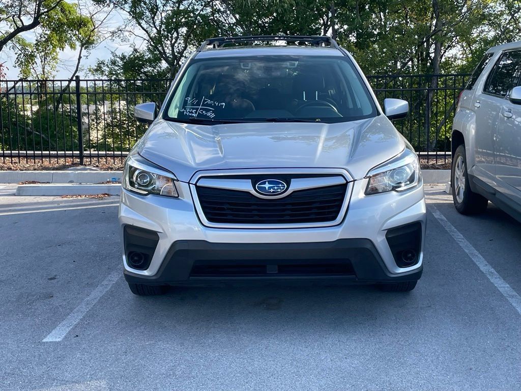 Used 2019 Subaru Forester Premium AWD/4WD image 2
