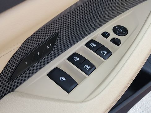 New 2026 BMW M440i Convertible RWD image 14