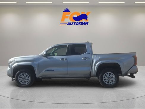 New 2026 Toyota Tacoma SR5 image 2