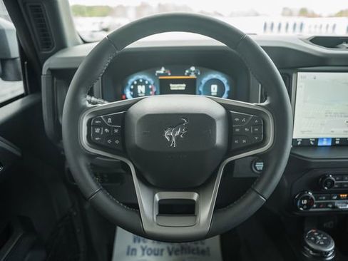 New 2026 Ford Bronco Badlands w/ Sasquatch Package image 39