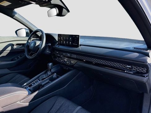 Used 2023 Honda Accord Sport image 29